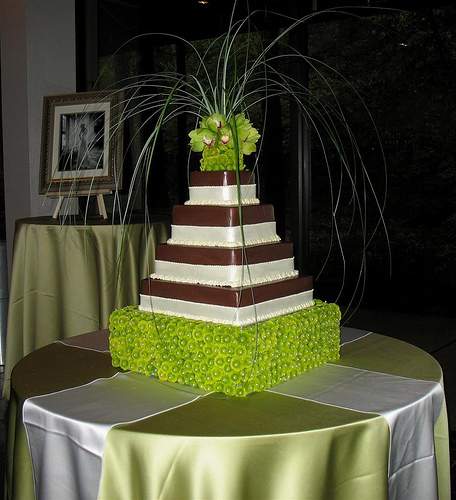 Green and Brown Wedding Cake With Bear Grass