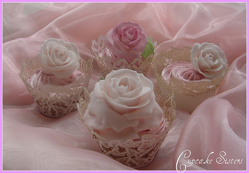 Romantic Wedding Cupcake Pictures